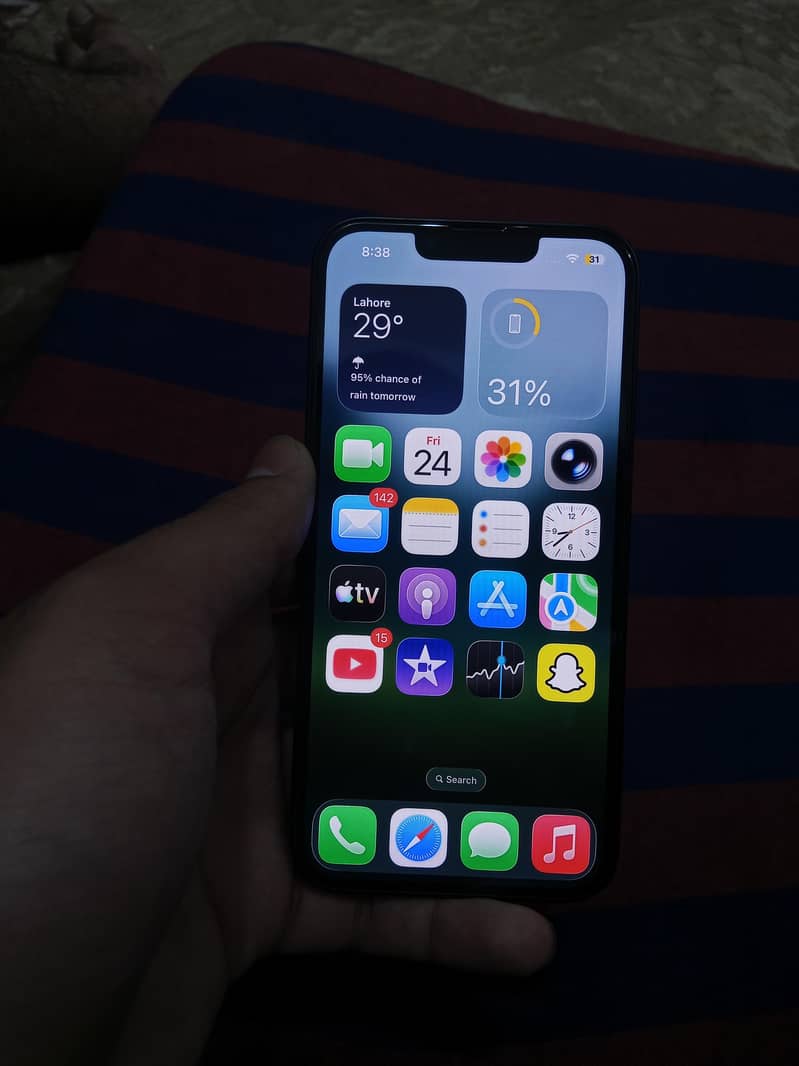Apple iPhone 13 1