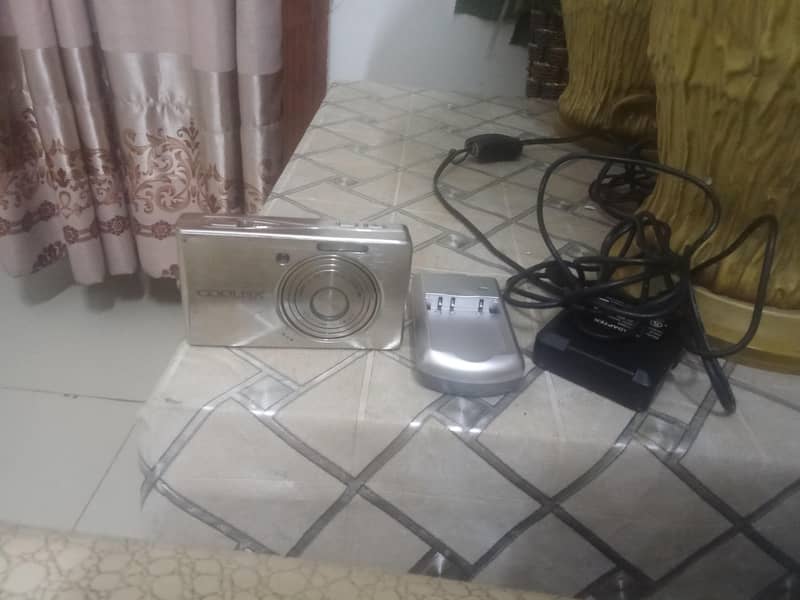 Coolpix camera 0