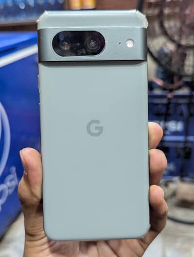 Google Pixel 8