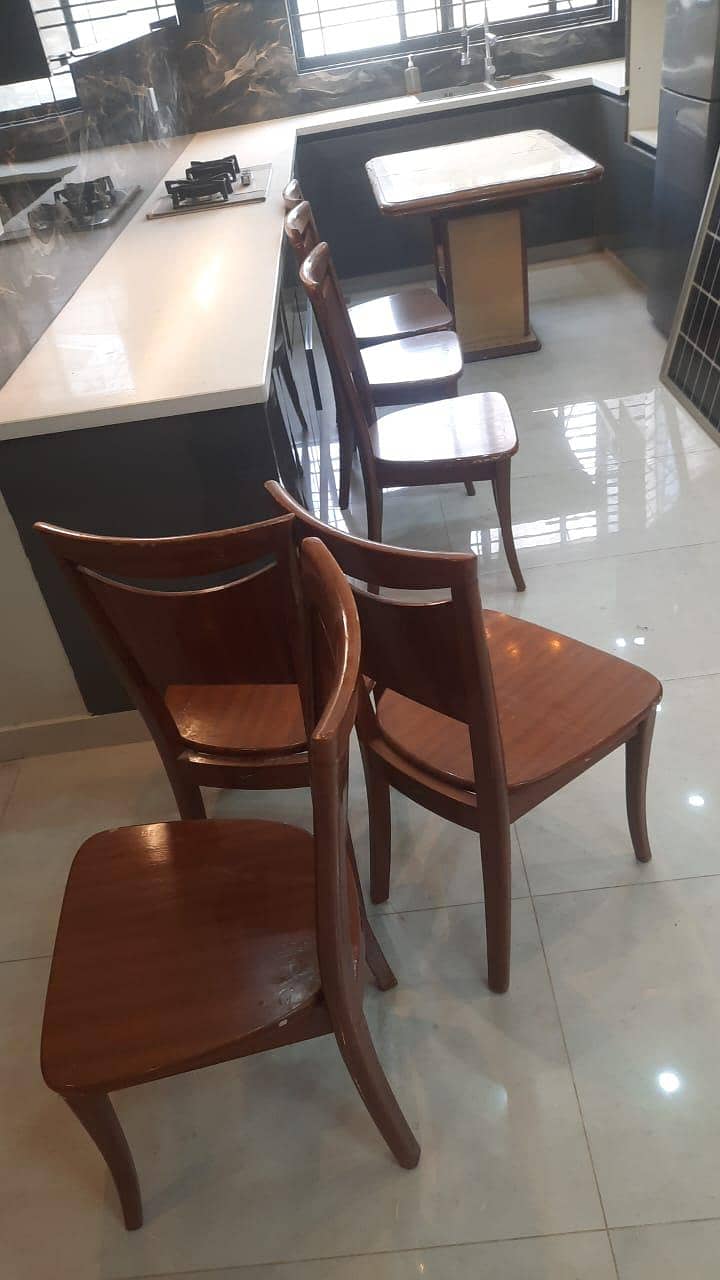 6 Seater dining table 0