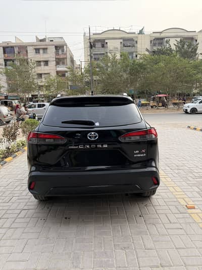 Toyota Corolla Cross 2024 1.8x hybird
