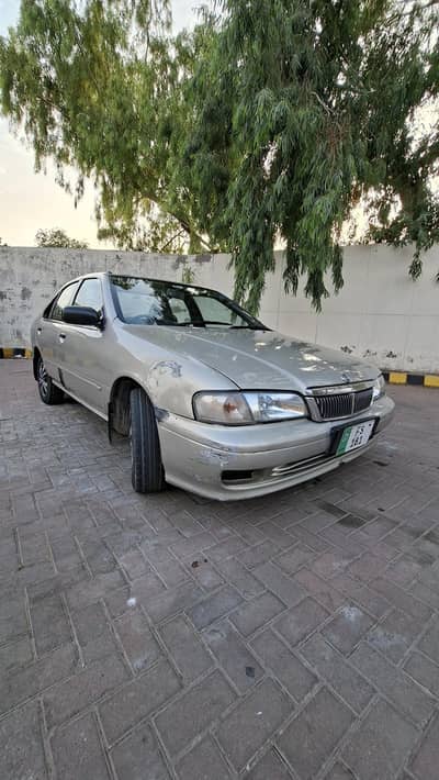Nissan Sunny 2002