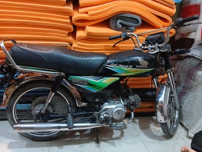 Honda CD70 2013 Black | Original Documents | Sealed Engine