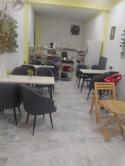 fast food restaurant