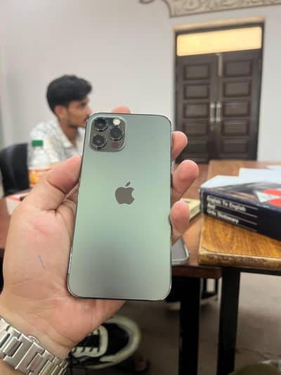 Apple iPhone 12 Pro