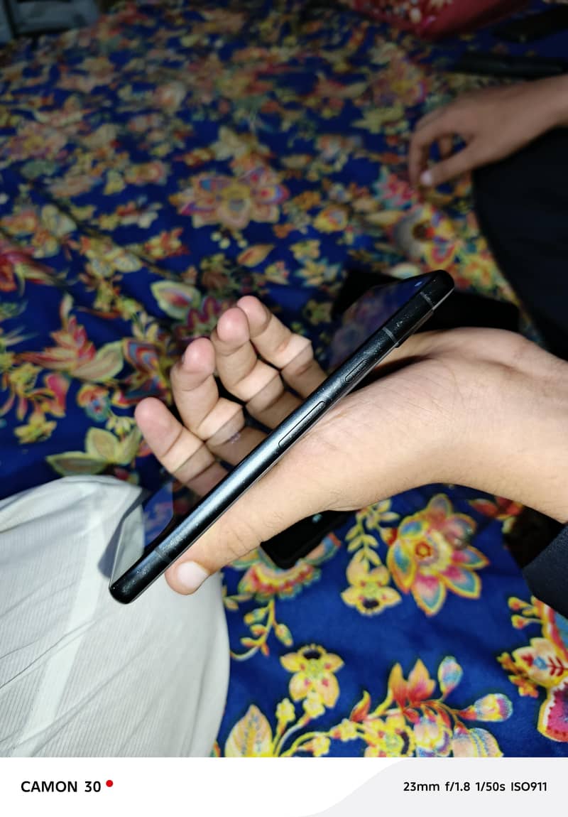 Google Pixel 7a 3