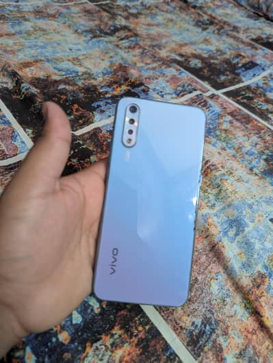 Vivo S1
