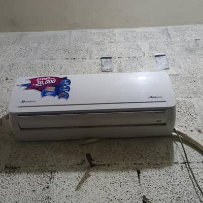 total genuine AC original gas no repair no opener condition 10x9