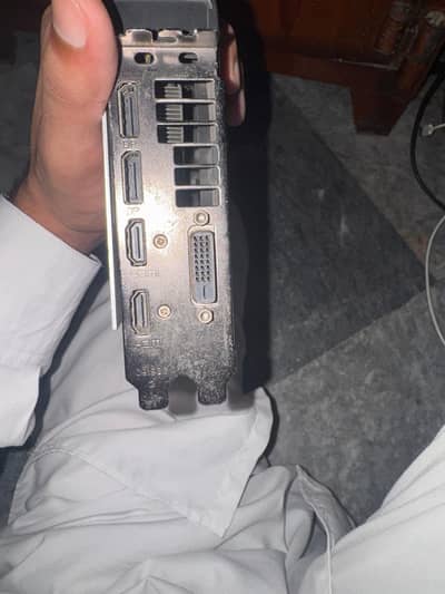 Sapphire Nitro+ OC Rx 480 4gb Graphics card (Repasted)