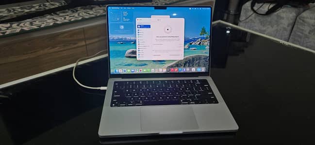 Apple Macbook Pro, 14" (2021) M1 Pro | 512 GB SSD | Excellent Conditio