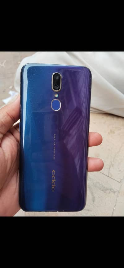 OPPO F11 4/64, Set and Box 48 mega pixel camera