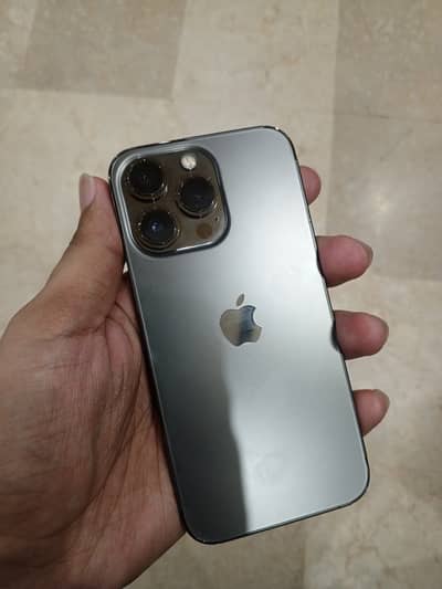 Apple iPhone 13 Pro