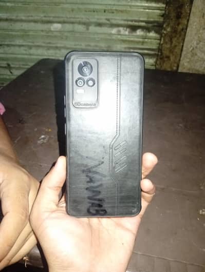 Vivo V21e