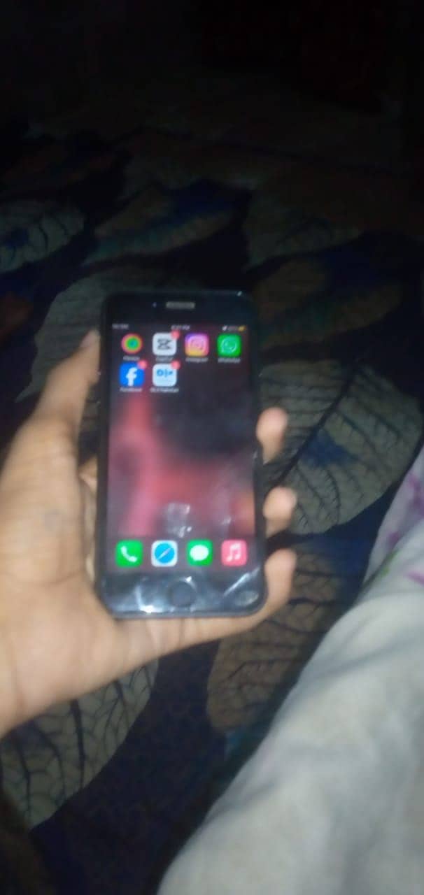 iPhone 8 2