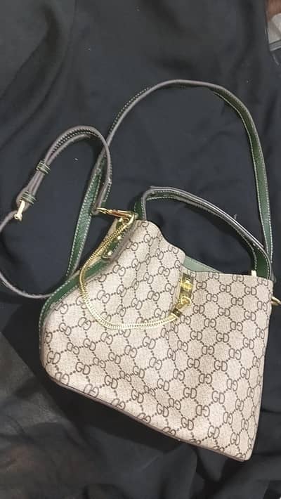 GD brand bag stylish