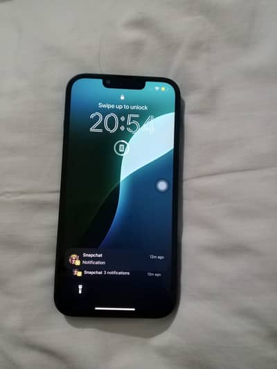 Apple iPhone 13