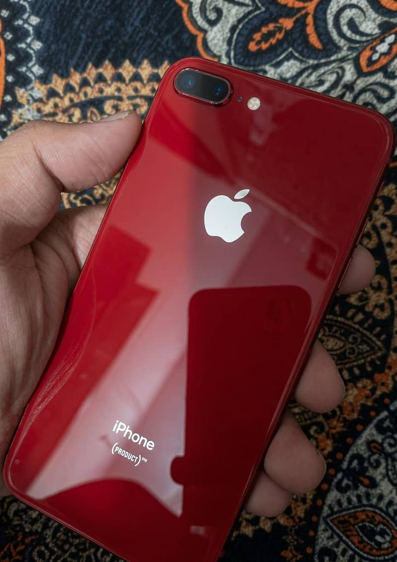 iPhone 8 Plus 0
