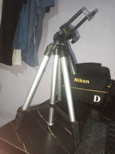 Tripod - light weight Tripod for camera and mobile