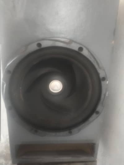 speaker with box in the best condition