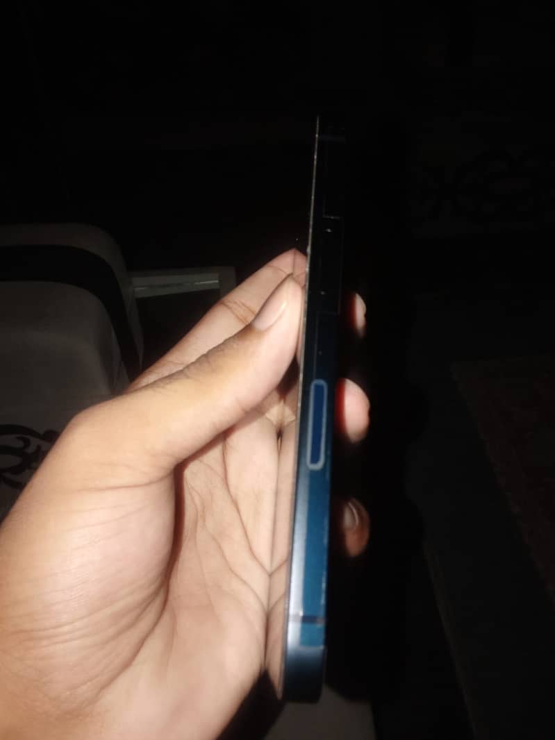iPhone simple 13 0