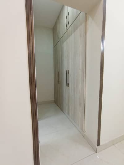 Kanal 2nd Floor For Rent In Wapda Town Ph2