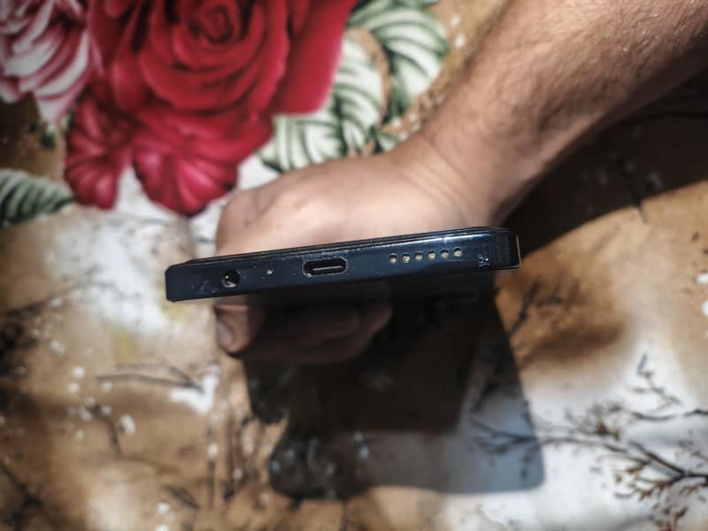 Tecno Spark 20 5