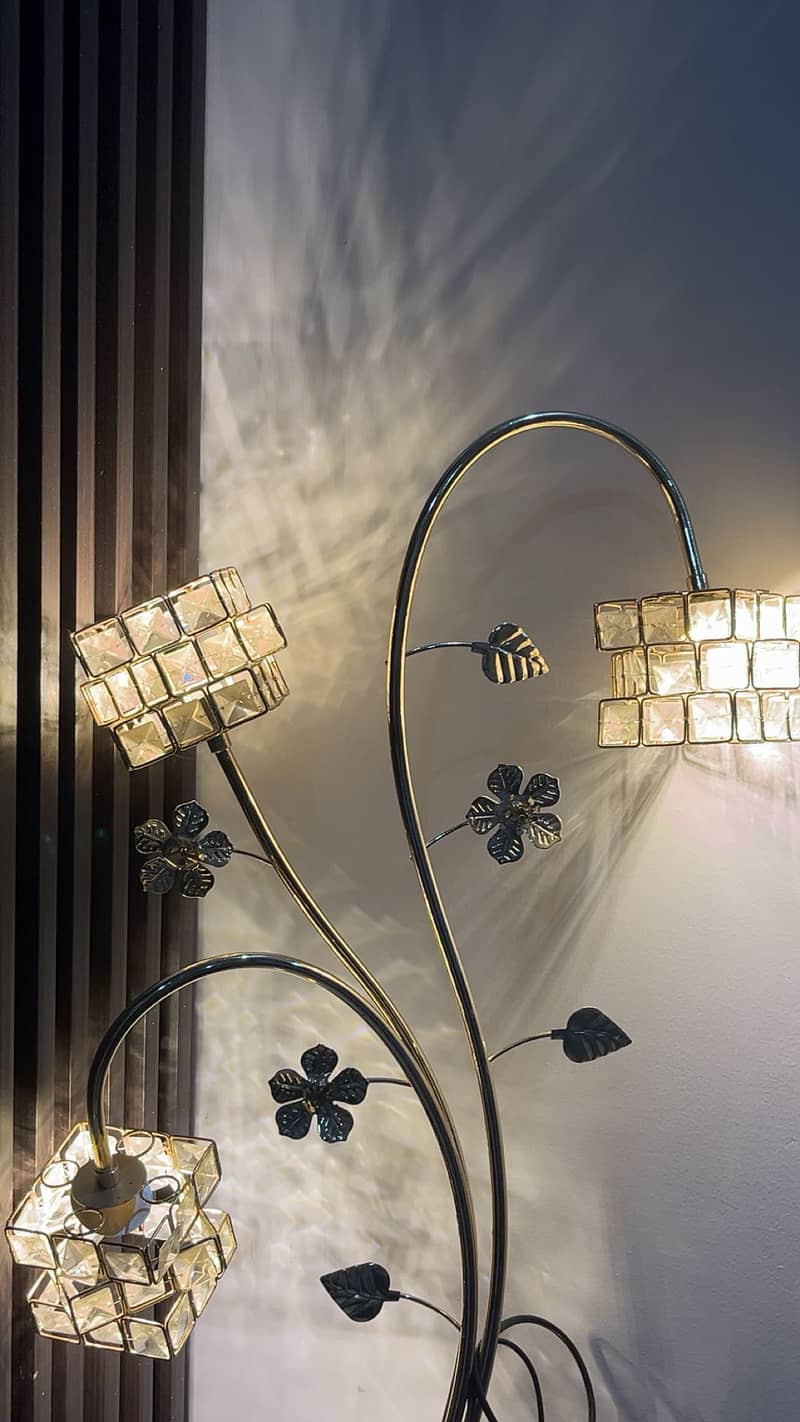 Floor lamp 1