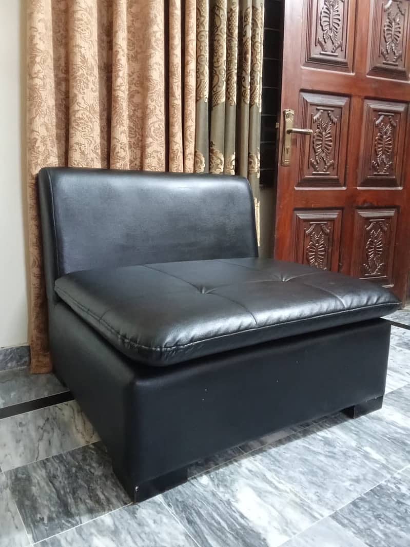 sofa seat 4