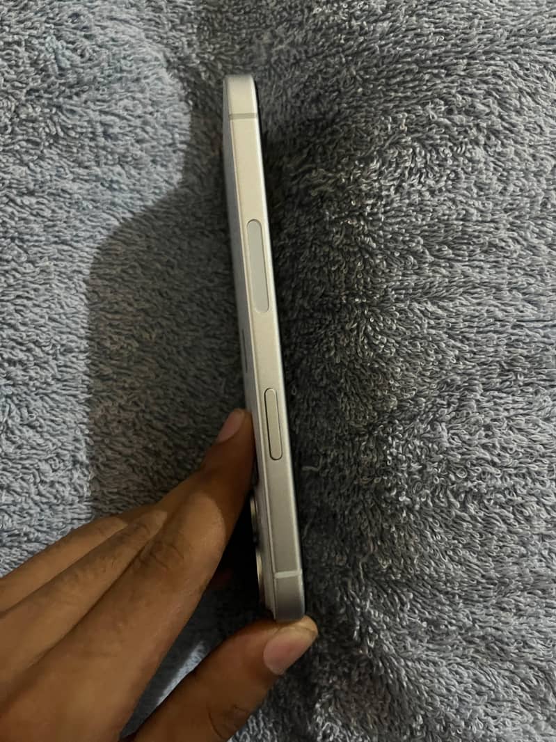Apple iPhone 15 128 gb Lla model non block model 1