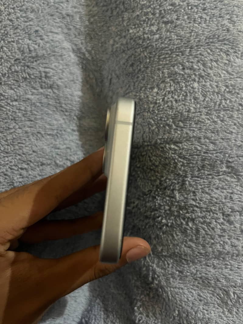 Apple iPhone 15 128 gb Lla model non block model 3