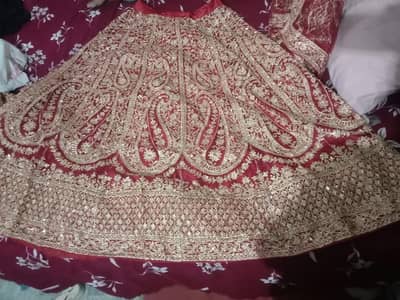 red lehenga