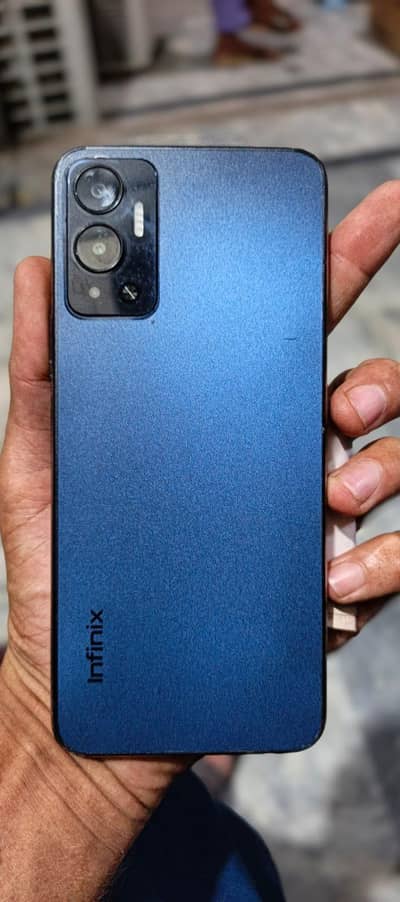 Infinix Hot 12