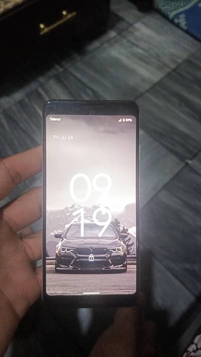 Pixel 3 mobile 6GB ram 128 GB storage