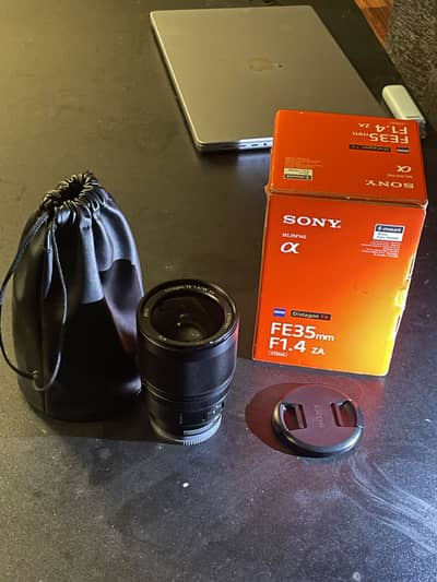 Sony 35mm 1.4 lens