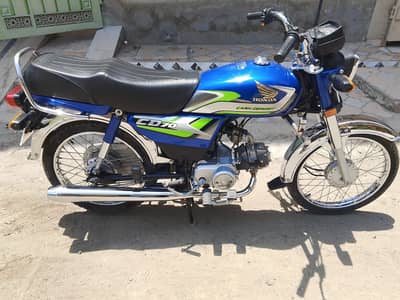 Honda CD 70 2025