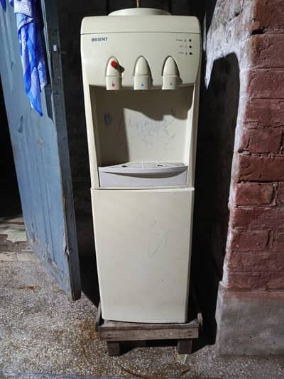 orient dispenser