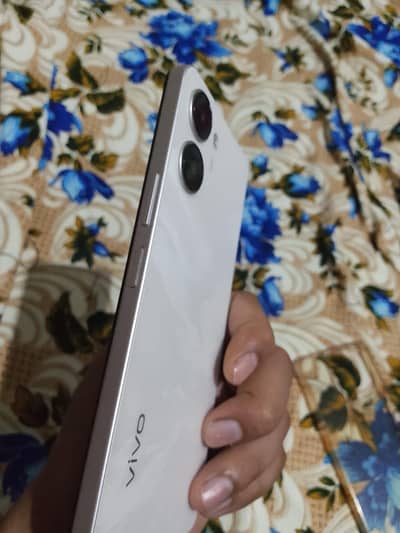 Vivo Y05