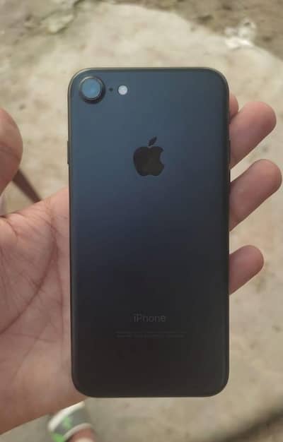 Apple iPhone 7