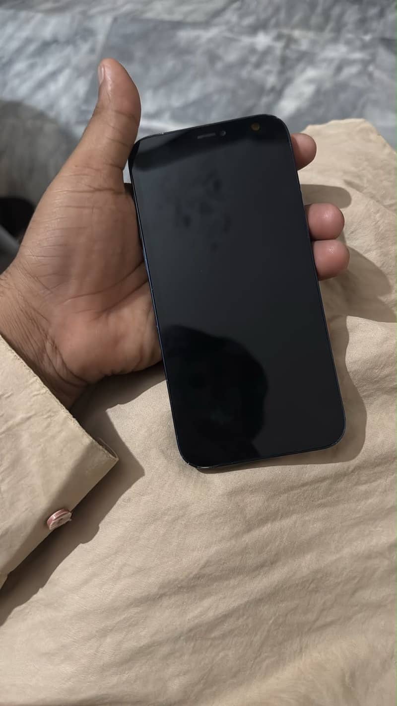 iPhone 12 2