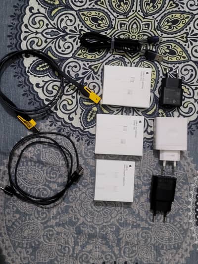 All Kinds Of Mobile Accessories Available In Whole Sale