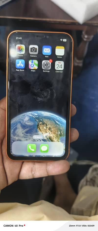 Apple iPhone XR