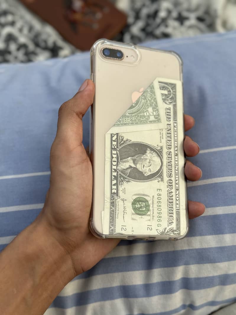APPLE IPHONE 8PLUS 4
