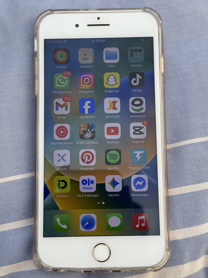APPLE IPHONE 8PLUS 5