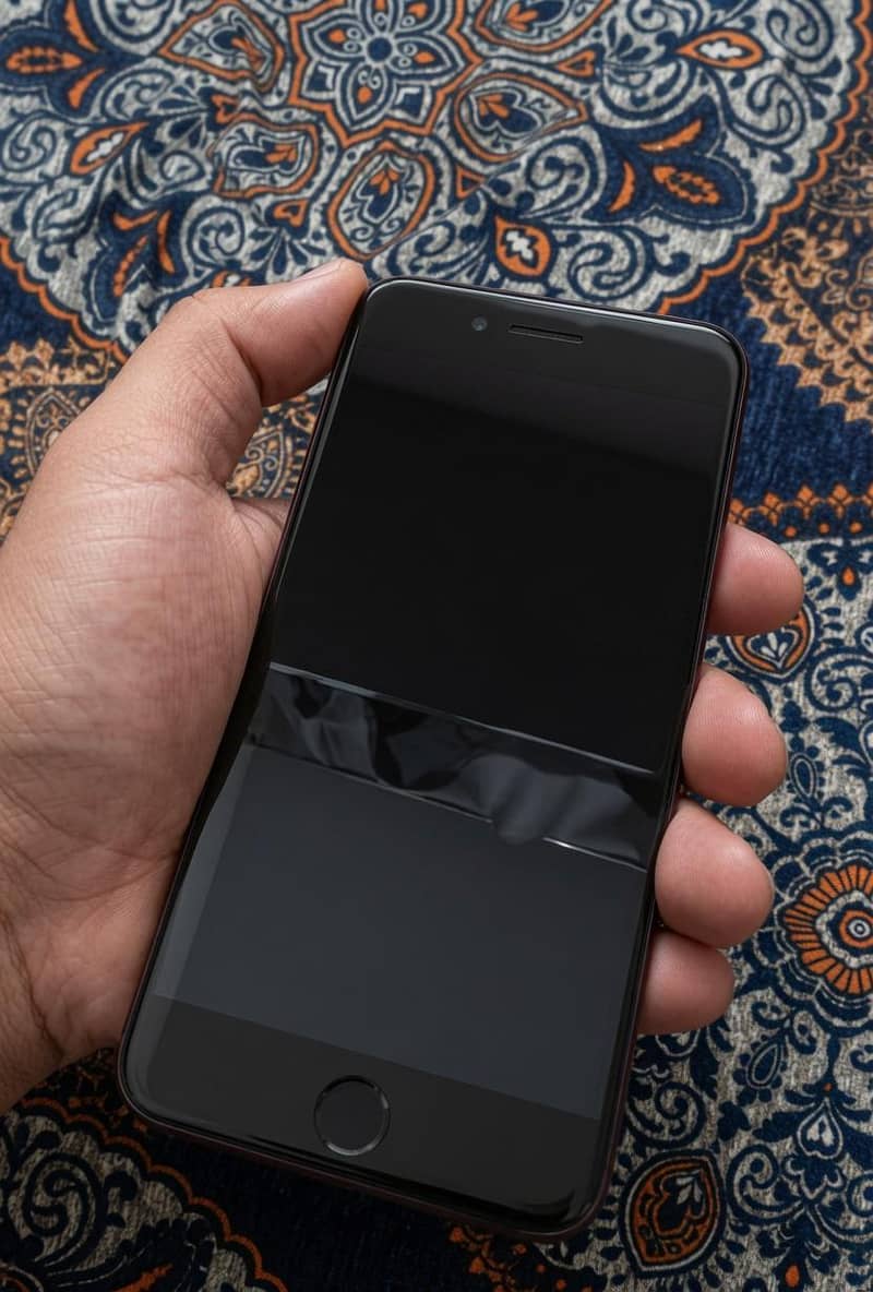 iPhone 8 Plus 2