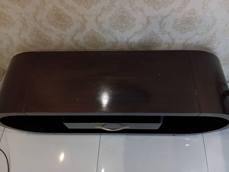 Used Console table 1