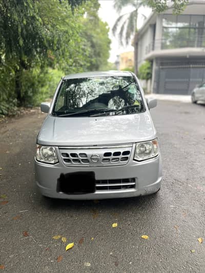 Nissan Otti 2010