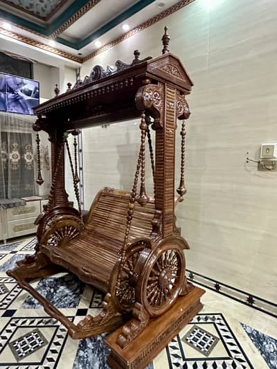 Wooden royal swing