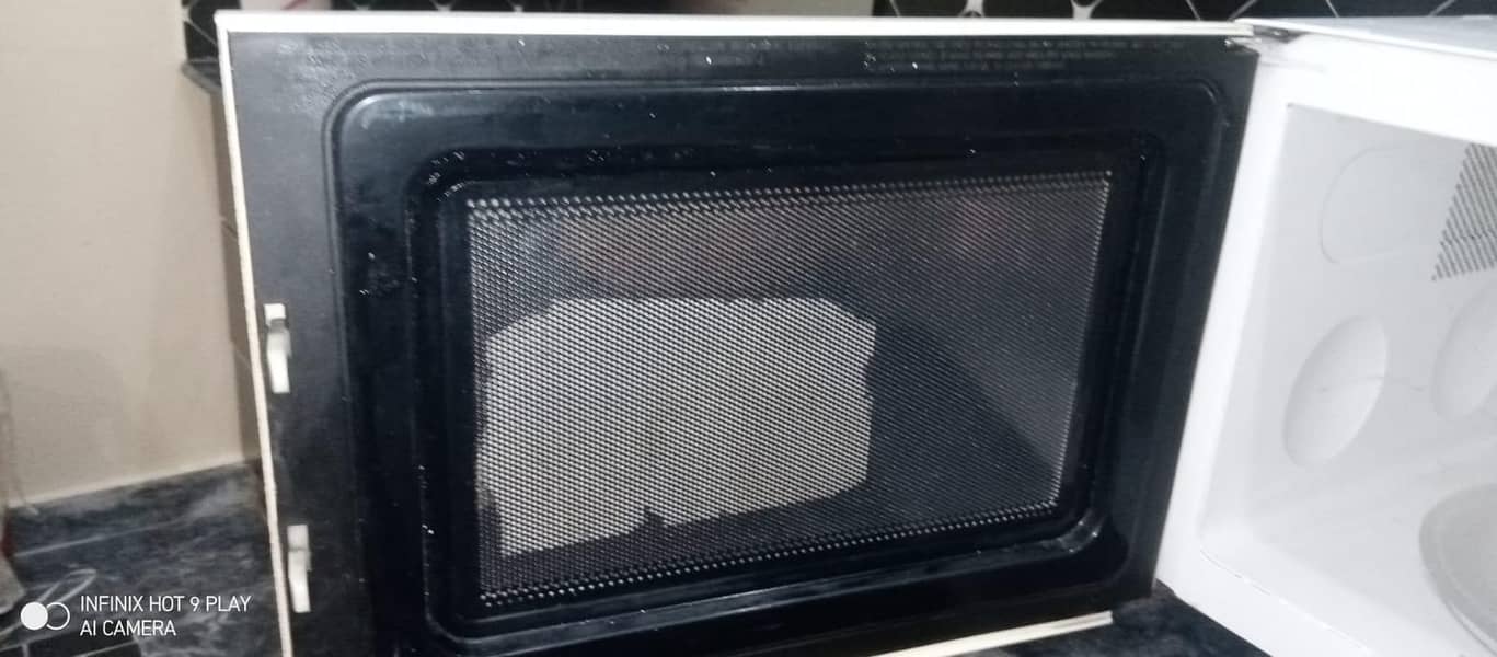 Microwave 3
