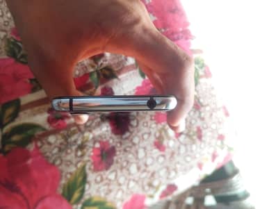 Aquos r2 Ali ok jast back tote ha exchange posble PUBG best ha