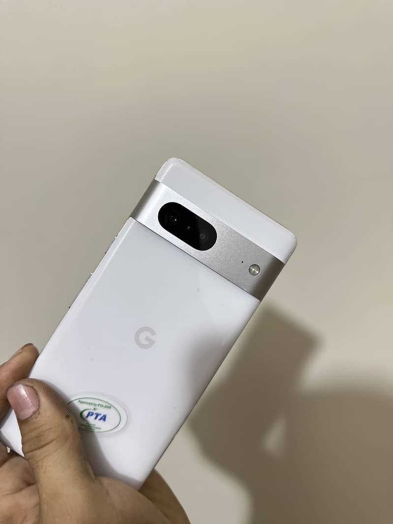 Google Pixel 7 3